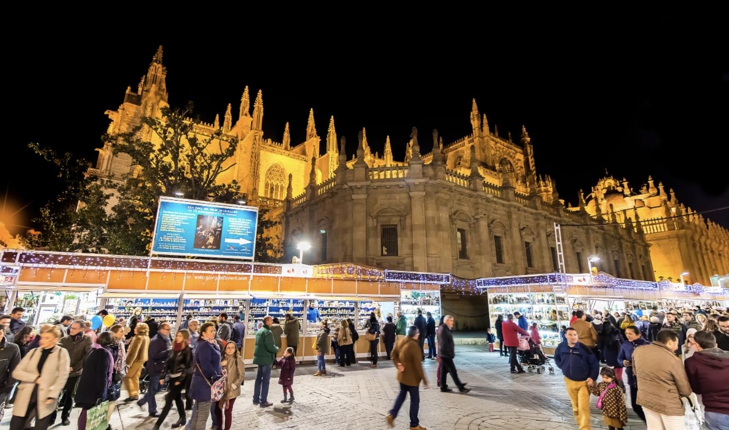 The Nativity Fair arrives at the Seville Cathedral